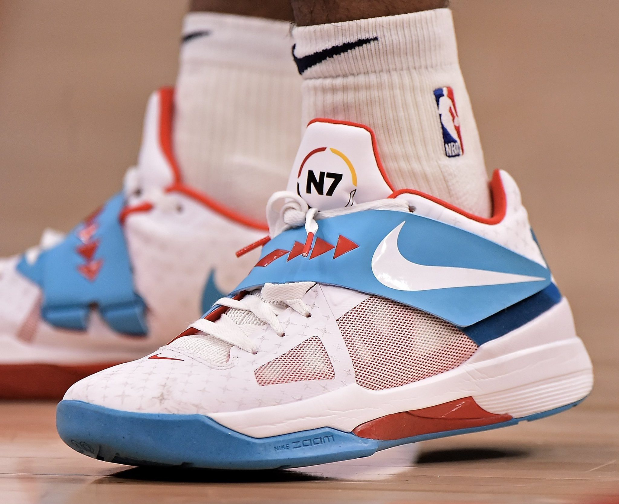 米体：罗马想冬窗租借齐尔克泽，若晋级欧冠会自动触发买断（米体：罗马计划冬窗租借齐尔克泽，若进欧冠将自动触发买断条款）