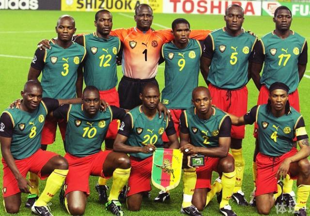 欧冠积分榜分析：各队晋级形势紧张,（欧冠形势速览：出线竞争白热化）