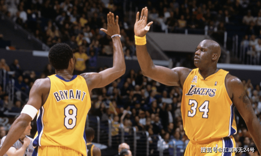 皇家马德里 - 曼城：冠军联赛第六轮巅峰对决，谁将掌控局势？（欧冠第六轮焦点之战：皇马迎战曼城，谁能主宰赛场？）