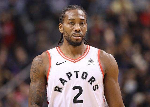 在重庆铜梁备战期间，U16国足参观了邱少云烈士纪念馆（U16国足重庆铜梁备战之余参访邱少云烈士纪念馆）