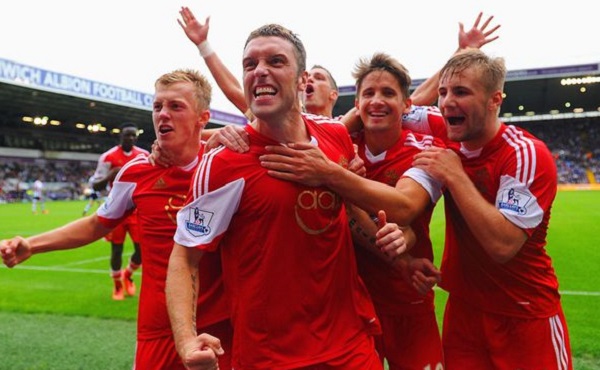 国足U22战乌兹别克首发站位：阵型4-4-2，蒯纪闻搭档朱鹏宇