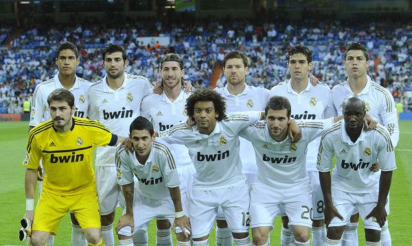 澳超半场：多布森传射，兰德尔失单刀，奥克兰1-2喷气机（澳超半场战报：多布森一传一射，兰德尔单刀不进，奥克兰暂1-2落后喷气机）